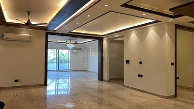 Living Room Image of 2700 Sq.ft 4 BHK Builder Floor for rent in South City Luxury Floors, Sector 50 Gurgaon for Rs. 150000