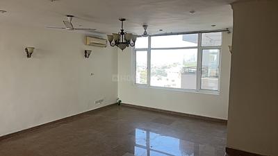 Living Room Image of 2400 Sq.ft 3.5 BHK Apartment / Flat for sale in Raheja Atlantis, Sector 31 Gurgaon for Rs. 47000000