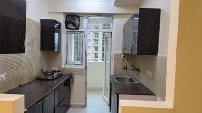 Kitchen Image of 1035 Sq.ft 2 BHK Apartment / Flat for sale in Amrapali Silicon City, Sector 76 Noida for Rs. 9800000