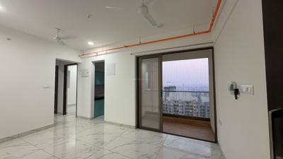 Living Room Image of 800 Sq.ft 2 BHK Apartment / Flat for rent in Raymond Realty Ten X Habitat, Thane West Thane for Rs. 43000