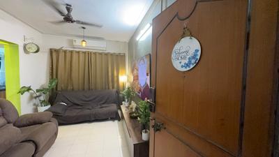 Living Room Image of 600 Sq.ft 1 BHK Apartment / Flat for sale in Puraniks Kanchan Pushp Society, Kasarvadavali Thane for Rs. 6300000
