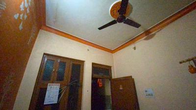Bedroom Image of 2500 Sq.ft 6 BHK Independent House for sale in Gayatri Nagar Gwalior for Rs. 6200000