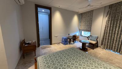 Bedroom Image of 2900 Sq.ft 4 BHK Villa for rent in DLF Independent Floors At Dlf City Phase III, DLF Phase 3 Gurgaon for Rs. 105000