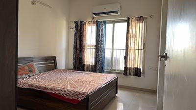 Bedroom Image of 1080 Sq.ft 2 BHK Apartment / Flat for rent in Adani The Meadows, Shantigram Ahmedabad for Rs. 32000