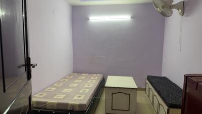 Living Room Image of 618 Sq.ft 1 BHK Builder Floor for rent in Patel Nagar New Delhi for Rs. 20008