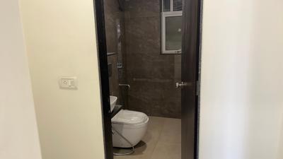 Image of 1600 Sq.ft 3 BHK Apartment / Flat for sale in Juhu, Mumbai for Rs. 64500000