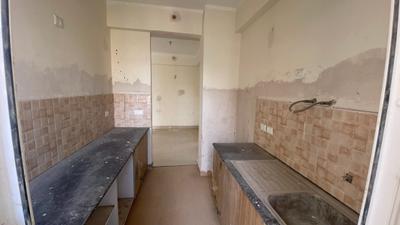 Kitchen Image of 1200 Sq.ft 3 BHK Apartment / Flat for sale in Amrapali Crystal Homes Phase 1, Sector 76 Noida for Rs. 17807500