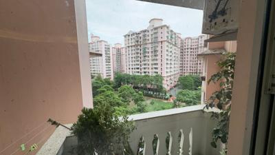 Balcony Image of 800 Sq.ft 2 BHK Apartment / Flat for sale in DLF Princeton Estate, Sector 53 Gurgaon for Rs. 24000000