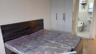 Bedroom Image of 600 Sq.ft 2 BHK Apartment / Flat for sale in Pyramid Midtown, Sector 59 Gurgaon for Rs. 9500000
