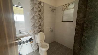 Image of 1090 Sq.ft 2 BHK Apartment / Flat for sale in Garve Omega Paradise Wing L Phase 2, Wakad, Pune for Rs. 8310000