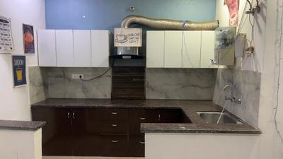 Kitchen Image of 900 Sq.ft 2 BHK Builder Floor for rent in Palam Vihar Extension Gurgaon for Rs. 18000