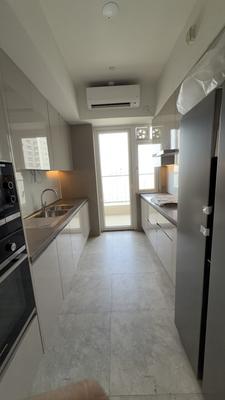 Kitchen Image of 2280 Sq.ft 3 BHK Apartment / Flat for rent in DLF One Midtown, Karampura New Delhi for Rs. 120000
