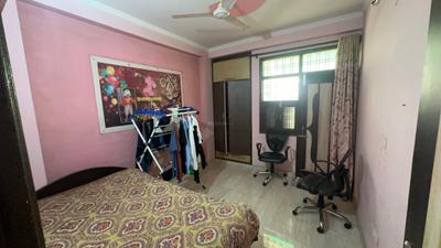 Bedroom Image of 1250 Sq.ft 3 BHK Builder Floor for sale in Palam New Delhi for Rs. 12900000