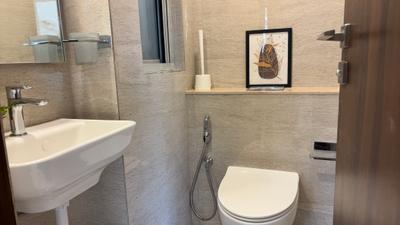 Bathroom Image of 416 Sq.ft 1 BHK Apartment / Flat for sale in Hiranandani Regent Hill A B C D And E Wing, Powai Mumbai for Rs. 19000000