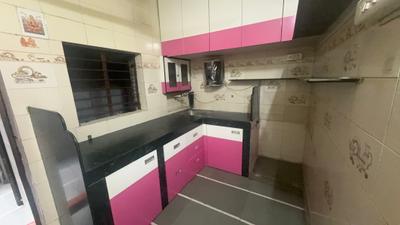Kitchen Image of 1500 Sq.ft 2 BHK Apartment / Flat for rent in Amraiwadi Ahmedabad for Rs. 18000