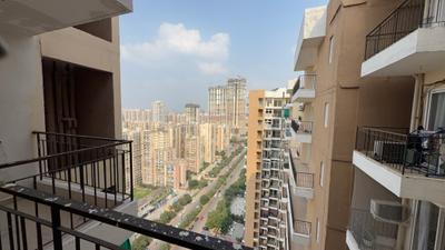 Balcony Image of 1200 Sq.ft 3 BHK Apartment / Flat for sale in Amrapali Crystal Homes Phase 1, Sector 76 Noida for Rs. 17875000