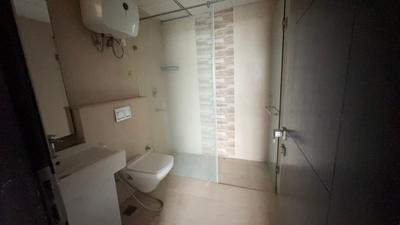 Image of 2105 Sq.ft 3 BHK Apartment / Flat for rent in Supertech Supernova, Sector 94, Noida for Rs. 74000