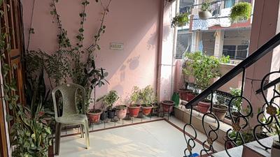 Living Room Image of 650 Sq.ft 6 BHK Independent House for sale in Indira Nagar Lucknow for Rs. 9000000
