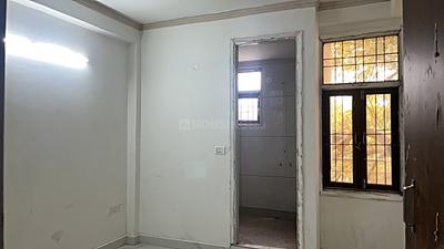 Bedroom Image of 680 Sq.ft 2 BHK Builder Floor for sale in Sangam Vihar New Delhi for Rs. 3750000