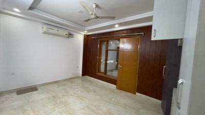 Bedroom Image of 2000 Sq.ft 4 BHK Apartment / Flat for rent in Vasant Kunj New Delhi for Rs. 60000