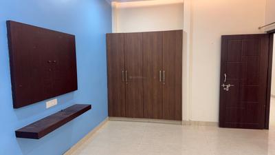 Bedroom Image of 1250 Sq.ft 2 BHK Builder Floor for rent in Garg Enclave Extension, Indira Nagar Lucknow for Rs. 15500