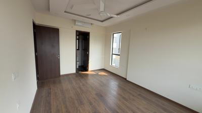Bedroom Image of 1200 Sq.ft 3 BHK Apartment / Flat for sale in Kalpataru Magnus, Bandra East Mumbai for Rs. 65000000