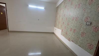 Living Room Image of 980 Sq.ft 3 BHK Apartment / Flat for sale in ROF Amaltas, Sector 92 Gurgaon for Rs. 7000000