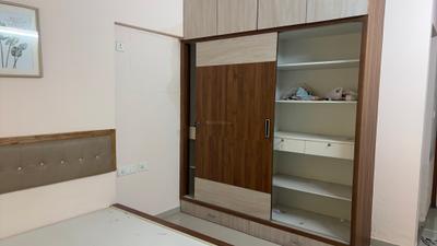 Bedroom Image of 1350 Sq.ft 3 BHK Apartment / Flat for rent in Adani The Meadows, Vaishno Devi Circle Ahmedabad for Rs. 38000