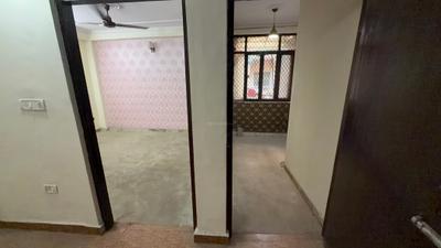 Bedroom Image of 670 Sq.ft 2 BHK Builder Floor for sale in Mayur Vihar Phase 1 New Delhi for Rs. 5200000