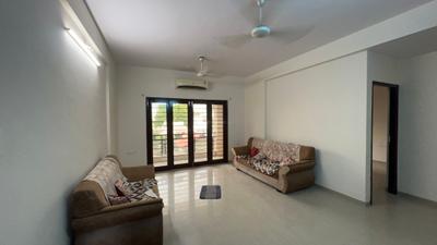 Living Room Image of 1600 Sq.ft 3 BHK Apartment / Flat for rent in Race Course Vadodara for Rs. 30000
