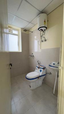 Image of 646 Sq.ft 3 BHK Builder Floor for rent in Pyramid Infinity, Southern Peripheral Road, Gurgaon for Rs. 26000