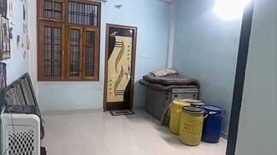 Bedroom Image of 1250 Sq.ft 2 BHK Builder Floor for rent in Shivaji Puram Lucknow for Rs. 16000