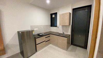 Kitchen Image of 780 Sq.ft 1 RK Builder Floor for rent in Sector 50 Gurgaon for Rs. 25000