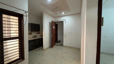 Living Room Image of 550 Sq.ft 1 BHK Builder Floor for rent in Palam Vihar Extension Gurgaon for Rs. 12000
