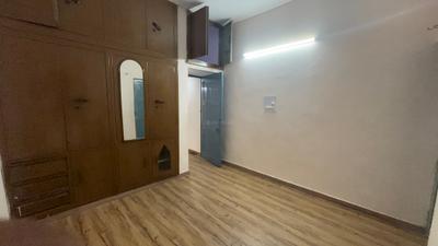 Bedroom Image of 950 Sq.ft 2 BHK Apartment / Flat for sale in Sector 7 Rohini New Delhi for Rs. 11000000