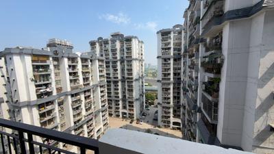 Balcony Image of 1300 Sq.ft 3 BHK Apartment / Flat for sale in Mahagun Puram Phase 1, Mahagunpuram Ghaziabad for Rs. 8300000