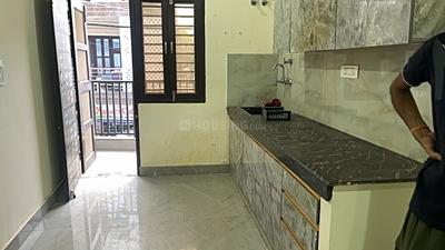 Kitchen Image of 550 Sq.ft 1 BHK Builder Floor for rent in Palam Vihar Extension Gurgaon for Rs. 14500