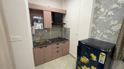 Kitchen Image of 450 Sq.ft 1 RK Builder Floor for rent in Scheme 78 Indore for Rs. 14000