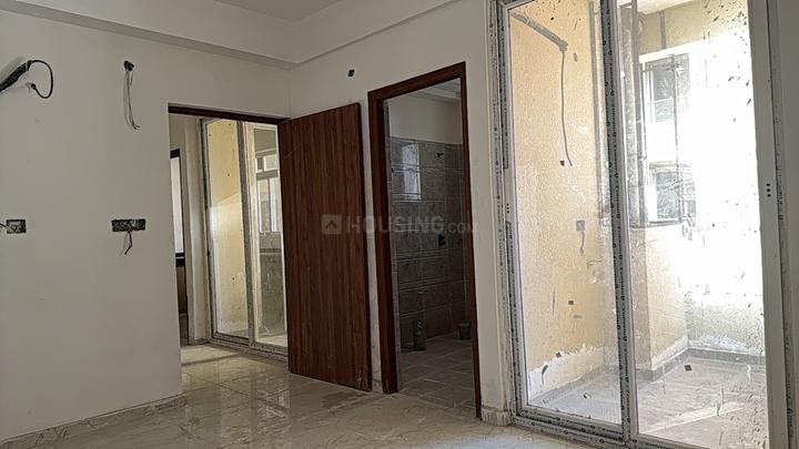 VN Exclusive 444 Main Image 1