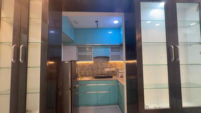 Kitchen Image of 1084 Sq.ft 2.5 BHK Apartment / Flat for rent in Express Zenith, Sector 77 Noida for Rs. 40000