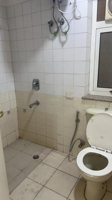Image of 1400 Sq.ft 2 BHK Apartment / Flat for sale in DLF Richmond Park, Sector 43, Gurgaon for Rs. 33000000