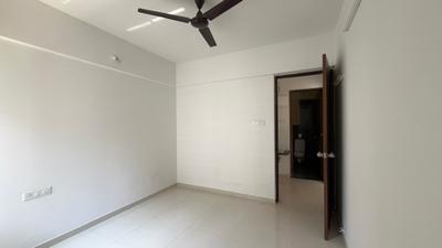 Bedroom Image of 800 Sq.ft 2 BHK Apartment / Flat for sale in Majestique Manhattan, Wagholi Pune for Rs. 4500000