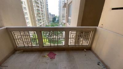 Balcony Image of 3400 Sq.ft 4.5 BHK Apartment / Flat for sale in Indiabulls Enigma, Sector 110 Gurgaon for Rs. 50000000