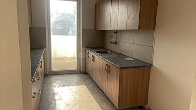 Kitchen Image of 2400 Sq.ft 4 BHK Builder Floor for sale in SS Linden Residential Floors, Sector 84 Gurgaon for Rs. 30800000