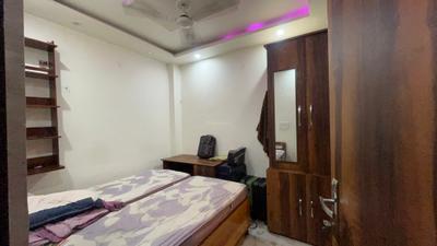 Bedroom Image of 500 Sq.ft 2 BHK Independent House for rent in Gautam Nagar New Delhi for Rs. 35000