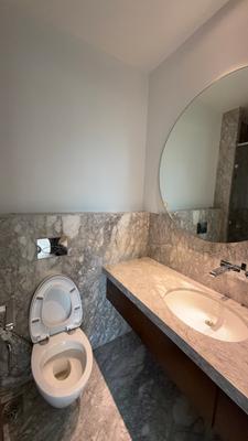 Image of 2600 Sq.ft 6 BHK Apartment / Flat for sale in Santacruz West, Mumbai for Rs. 150000000