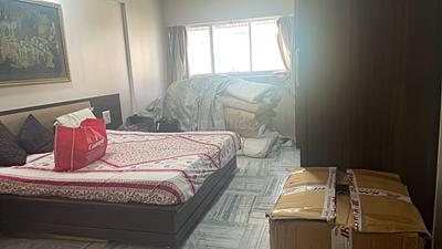 Bedroom Image of 1970 Sq.ft 4 BHK Apartment / Flat for sale in Kumud Apartment, Khar West Mumbai for Rs. 110000000