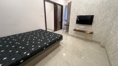 Bedroom Image of 350 Sq.ft 1 RK Builder Floor for rent in Mahalakshmi Nagar Indore for Rs. 16000