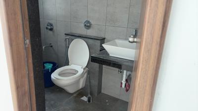 Image of 900 Sq.ft 2 BHK Apartment / Flat for rent in Pride Kingsbury Phase I, Charholi Budruk, Pune for Rs. 26000