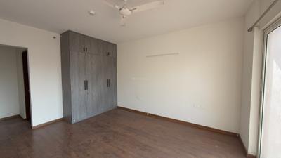 Bedroom Image of 1800 Sq.ft 3 BHK Apartment / Flat for sale in Shapoorji Pallonji JoyVille, Sector 102 Gurgaon for Rs. 28000000